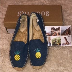 embroidered soludos